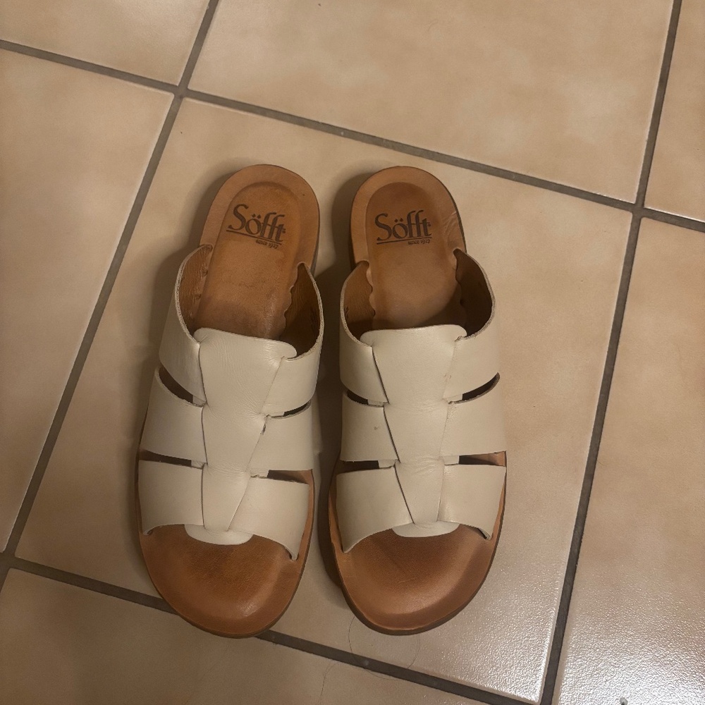 Soft sandals